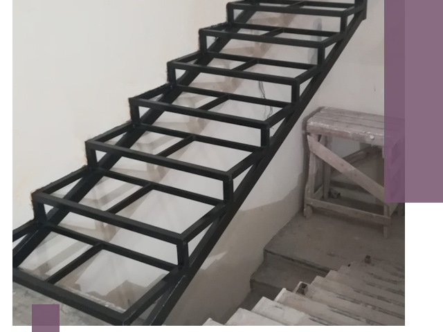 Демонтаж лестниц на металлокаркасе в Нефтеюганске: быстрый вывоз и разбор