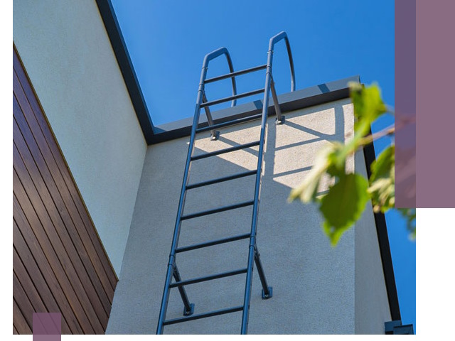 Лестницы на крышу в Нефтеюганске — изготовление, монтаж, демонтаж