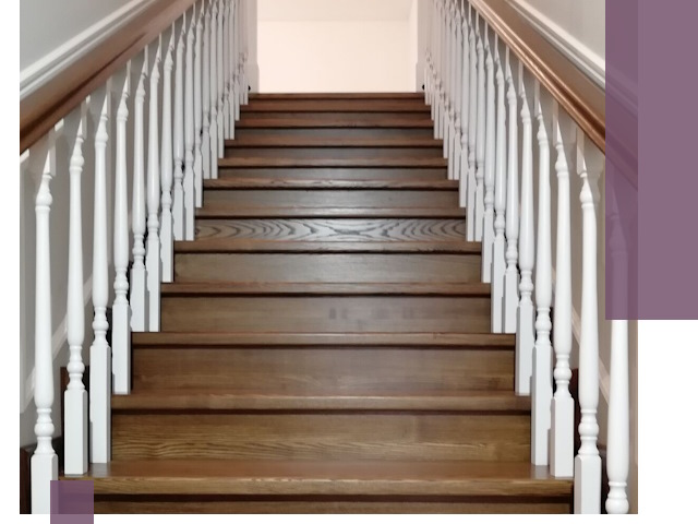 Лестницы из ясеня на заказ в Нефтеюганске — изготовление и монтаж