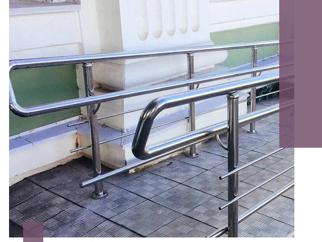 Ограждения пандусов из металла и нержавейки в Нефтеюганске