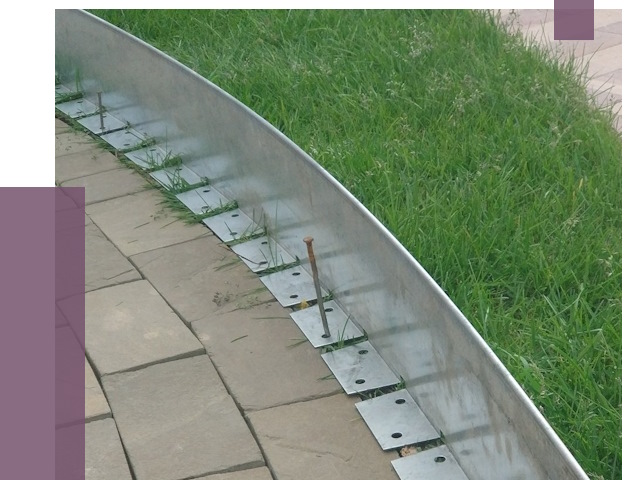 Металлические бордюры для тротуаров в Нефтеюганске от 8643 руб.