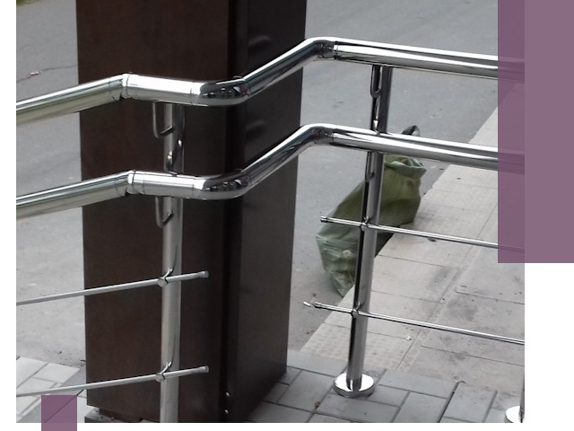 Монтаж поручней из нержавеющей стали в Нефтеюганске качественно и быстро